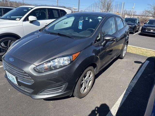 2015 FORD Fiesta