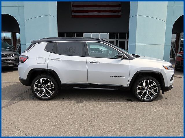 2025 JEEP Compass