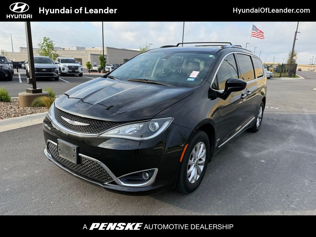 2019 CHRYSLER Pacifica