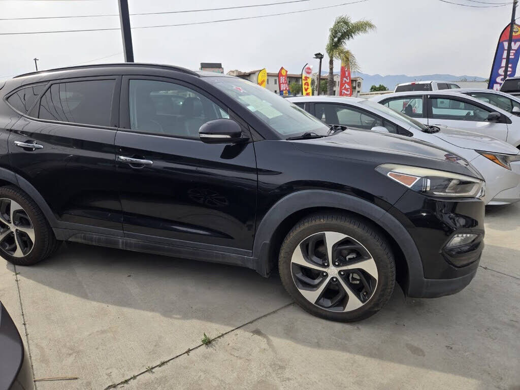 2016 HYUNDAI Tucson