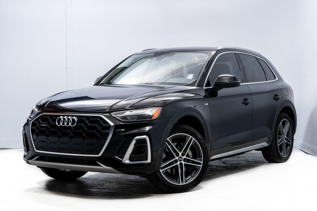 2022 AUDI Q5