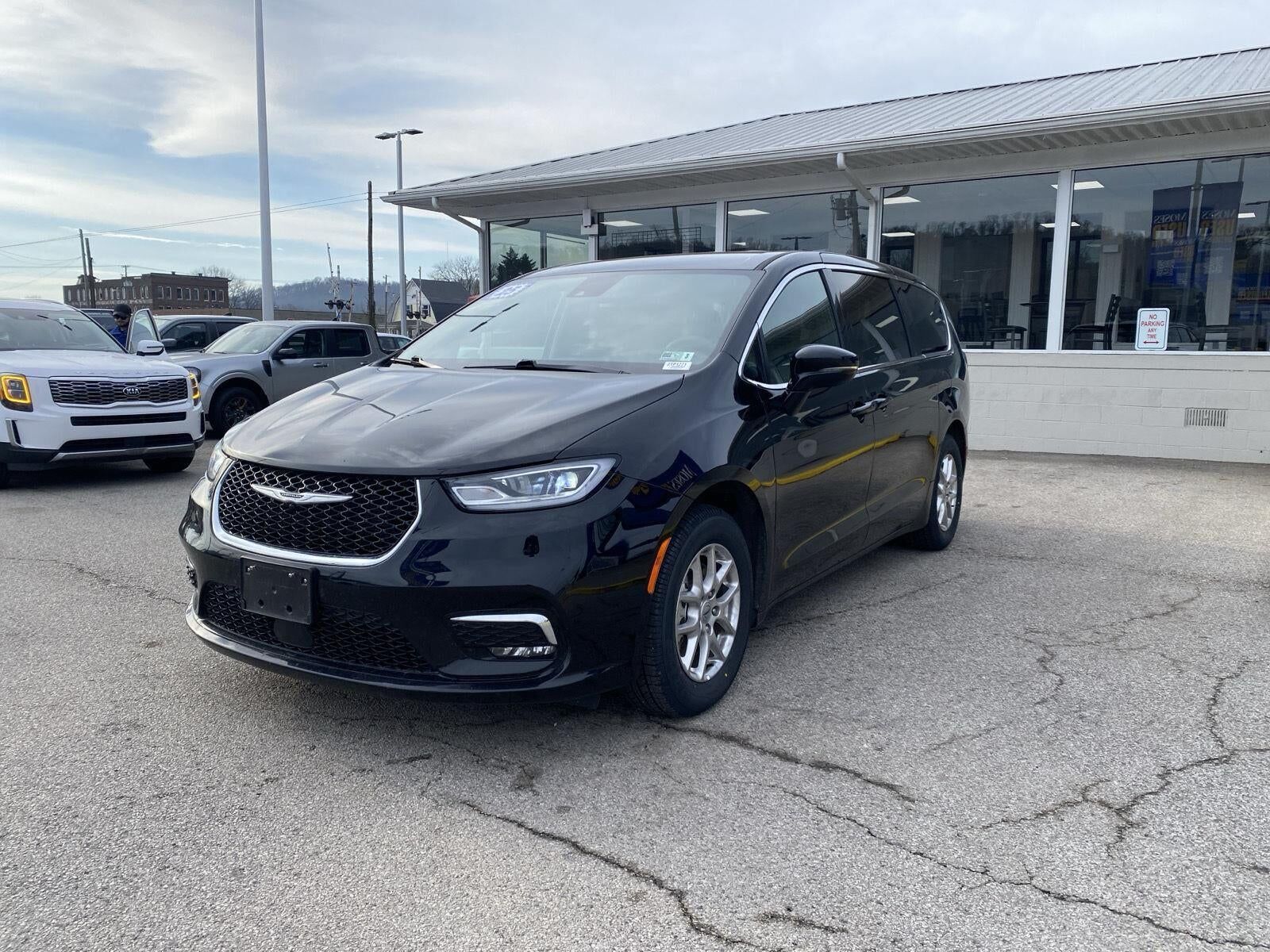 2025 CHRYSLER Pacifica