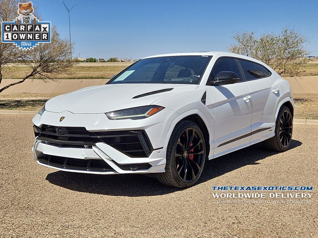 2024 LAMBORGHINI URUS