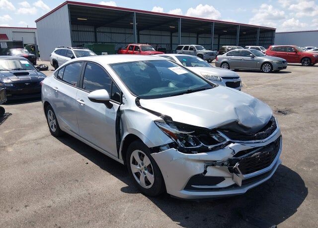 2017 CHEVROLET Cruze