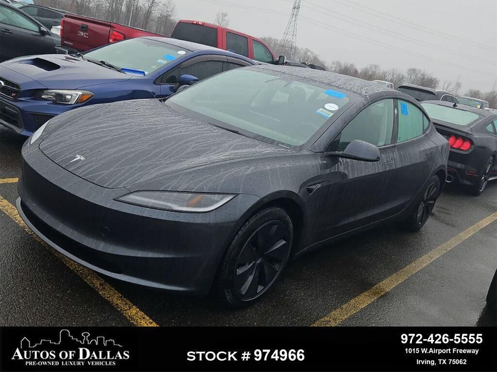 2025 TESLA Model 3