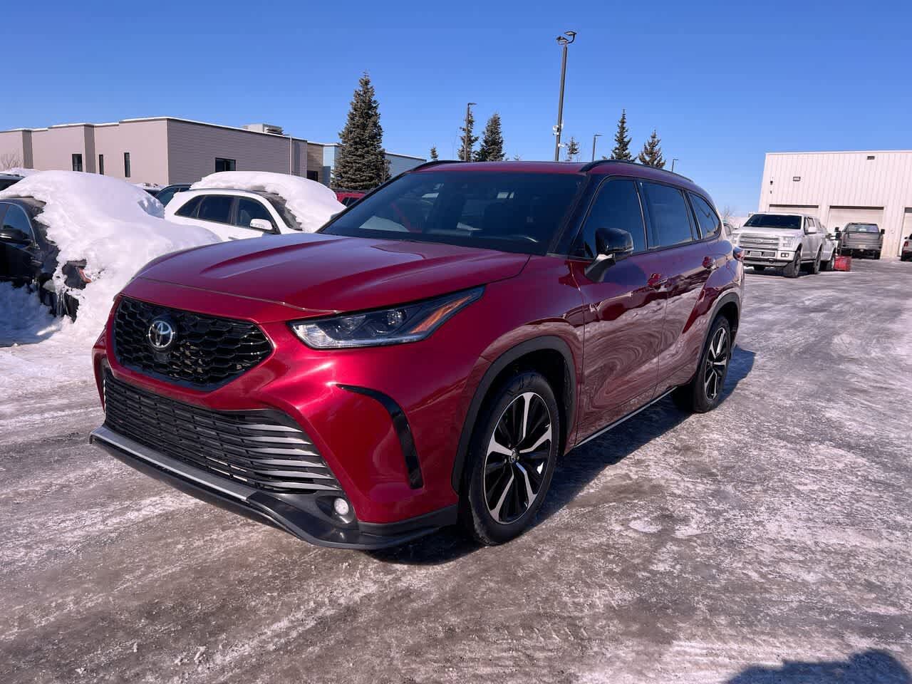 2022 TOYOTA Highlander