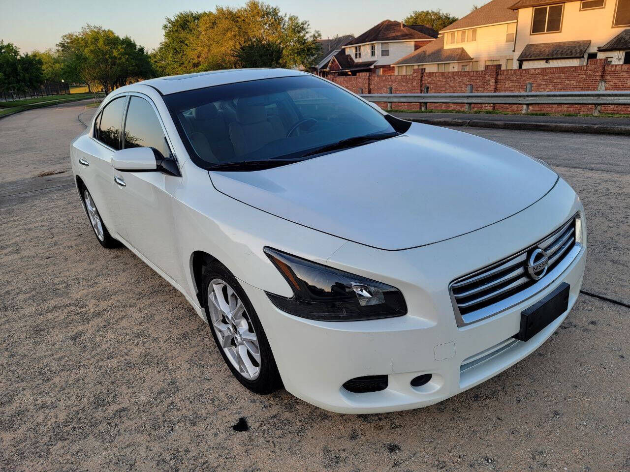 2014 NISSAN Maxima