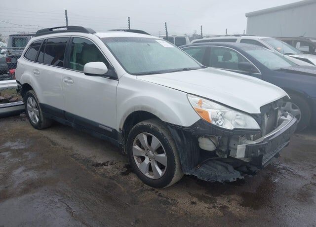 2010 SUBARU Outback