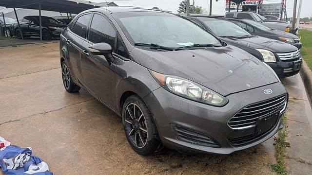 2015 FORD Fiesta