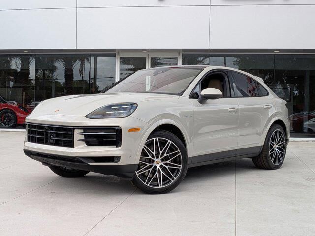 2026 PORSCHE Cayenne