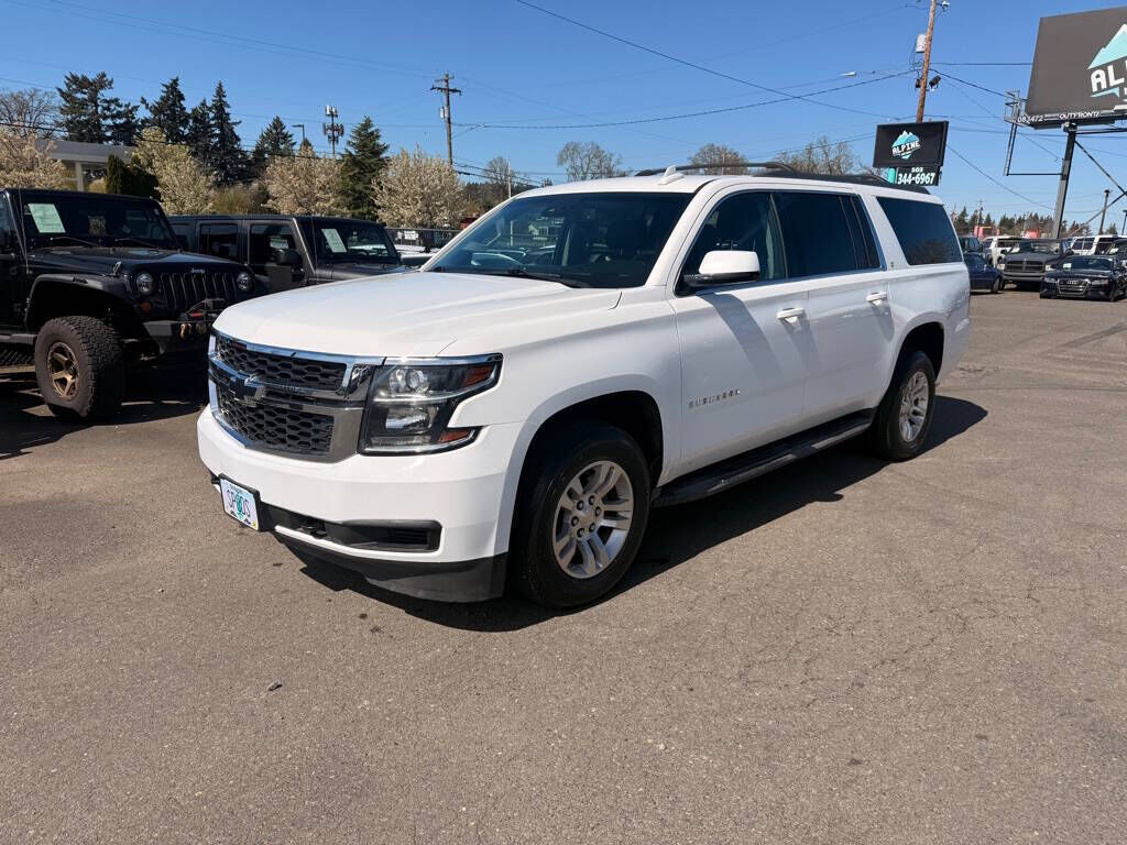 2017 CHEVROLET Suburban
