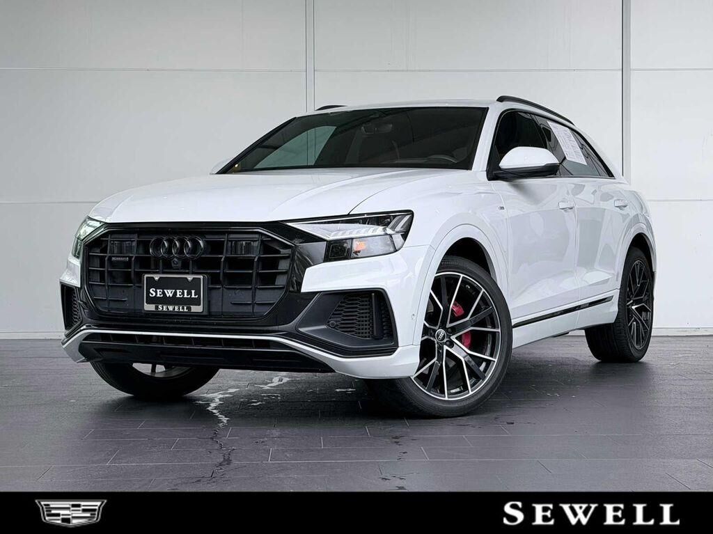 2023 AUDI Q8