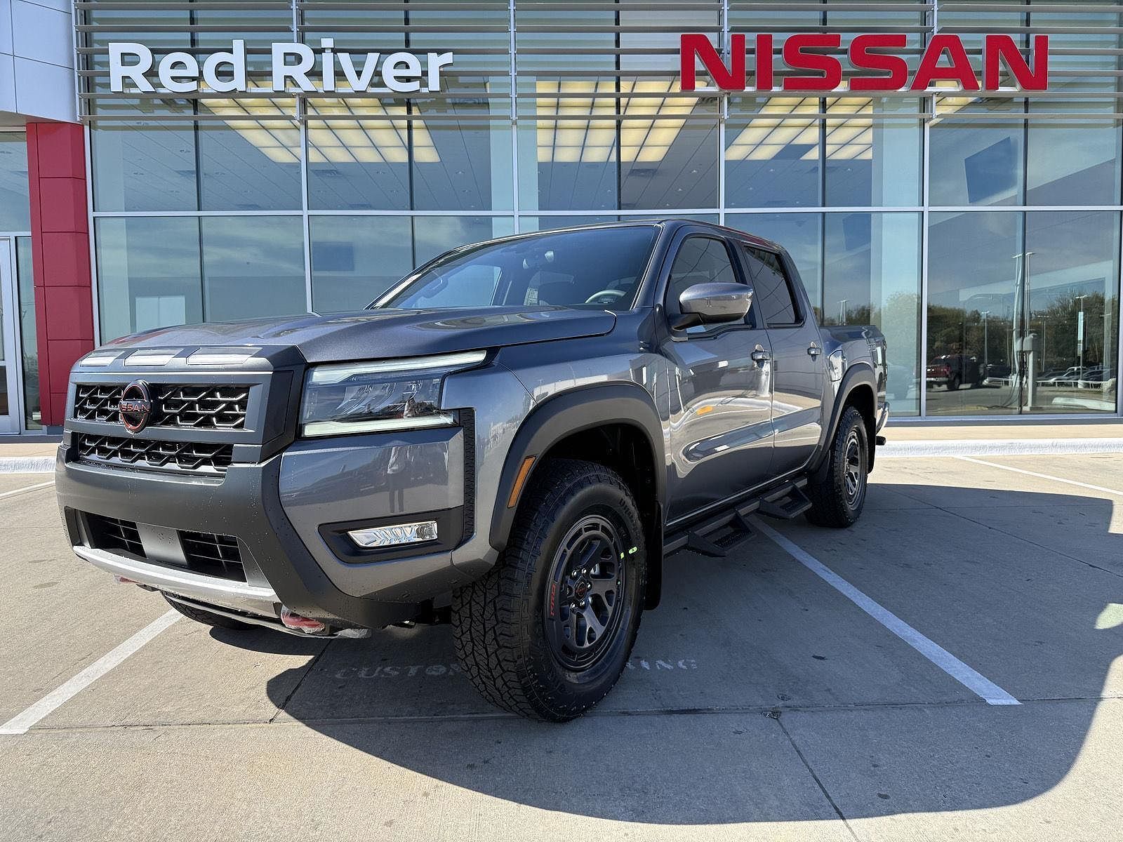 2026 NISSAN Frontier