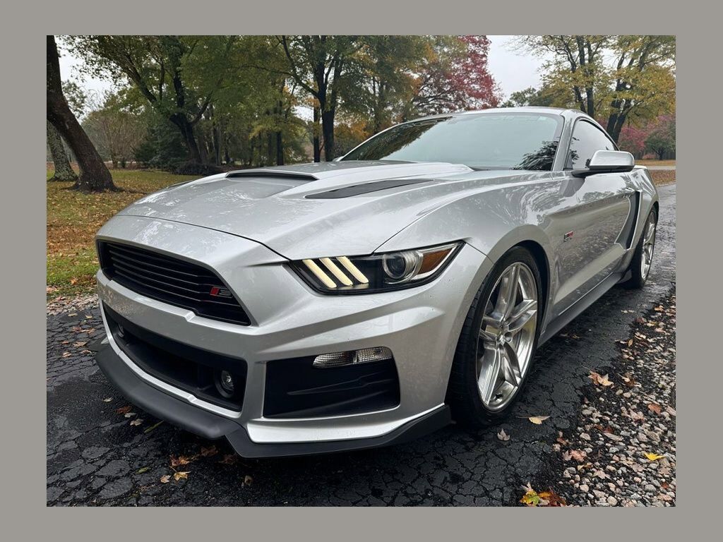 2015 FORD Mustang