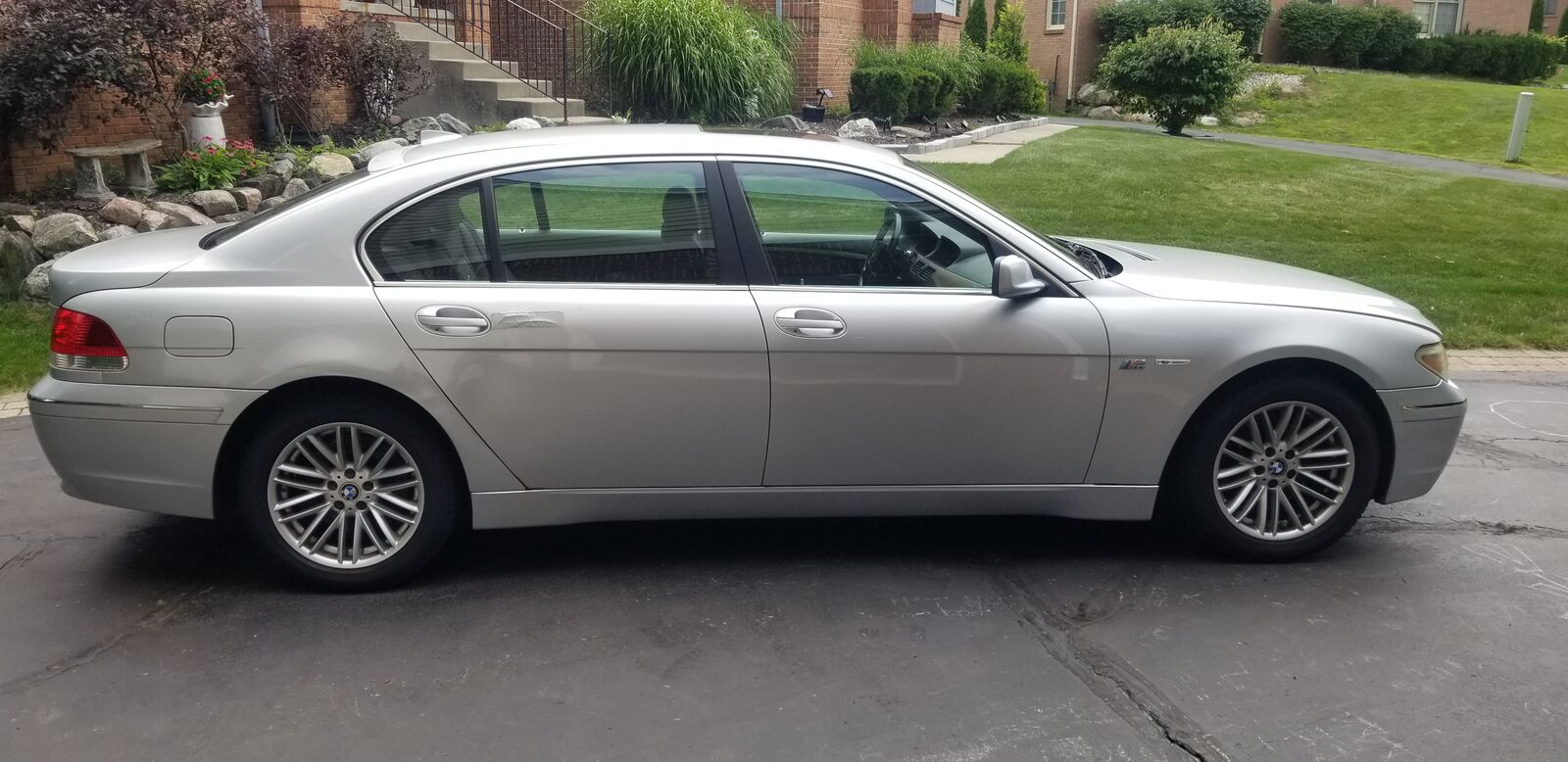 BMW 745Li