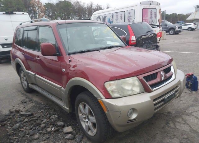 2005 MITSUBISHI Montero