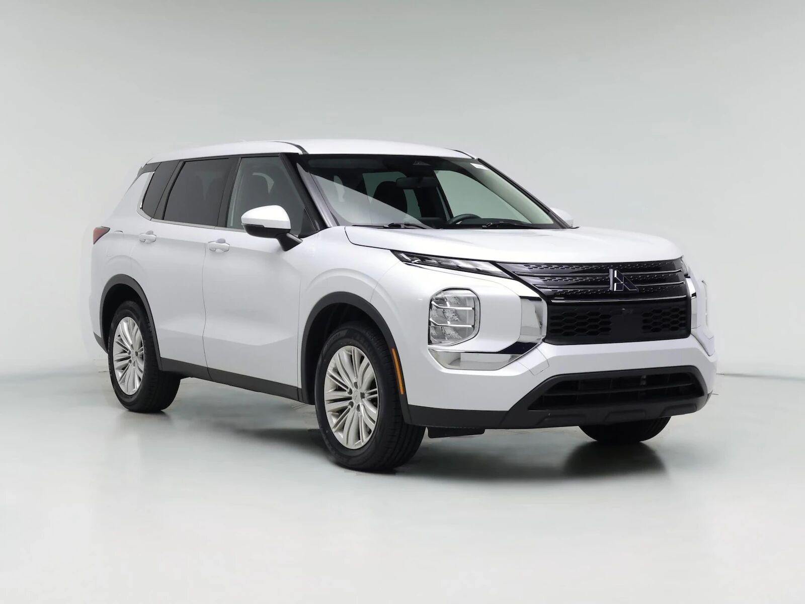 2023 MITSUBISHI Outlander