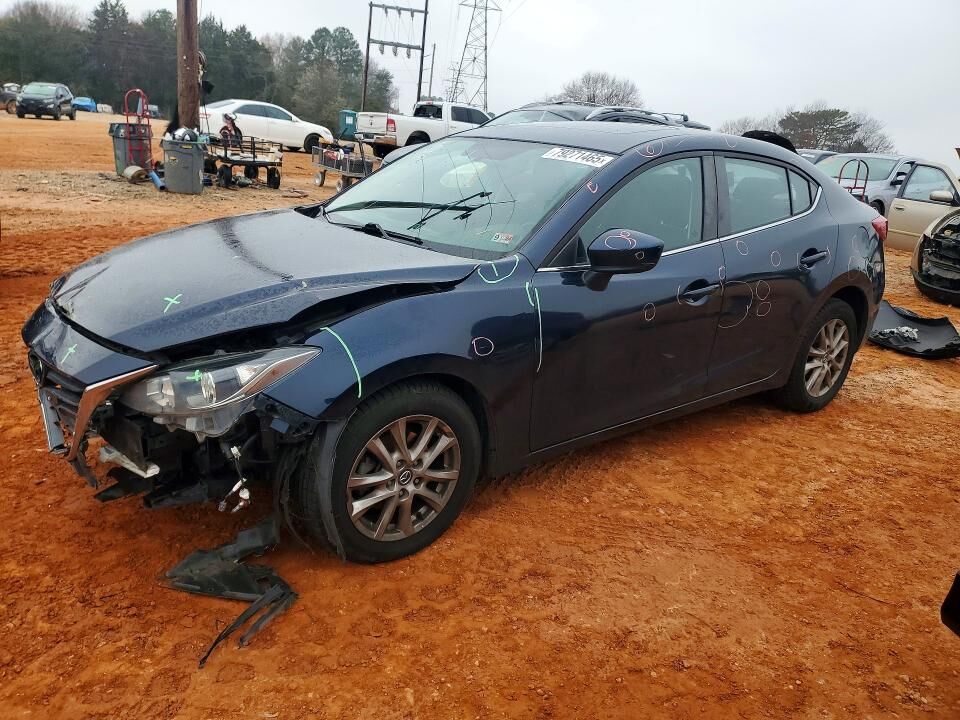 2016 MAZDA Mazda3