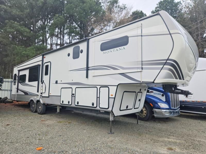 2022 MONTANA Montana