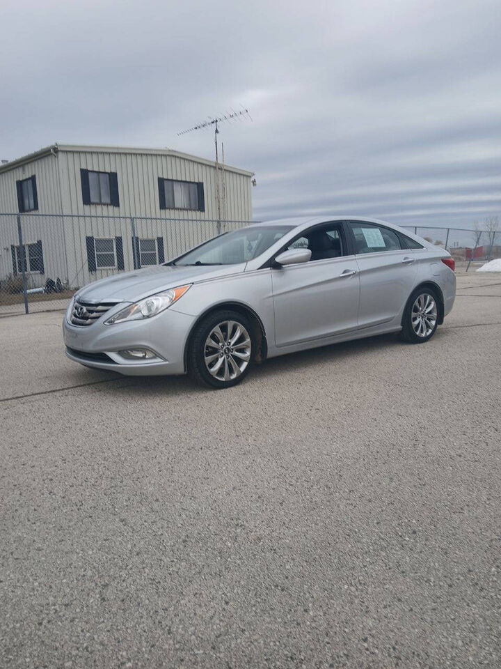 2013 HYUNDAI Sonata