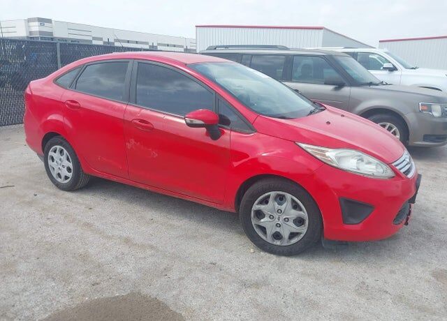 2013 FORD Fiesta