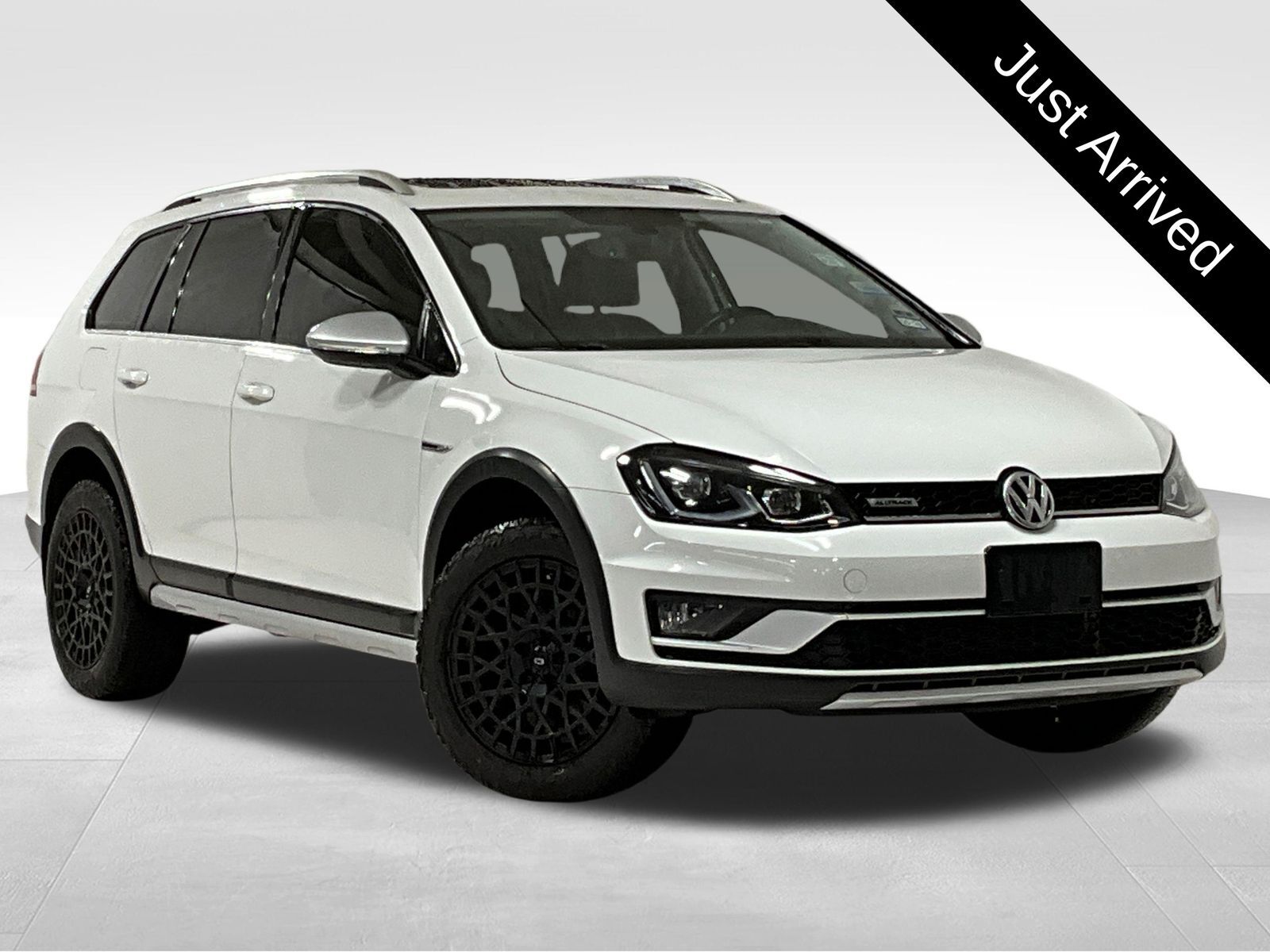 2017 VOLKSWAGEN Golf Alltrack
