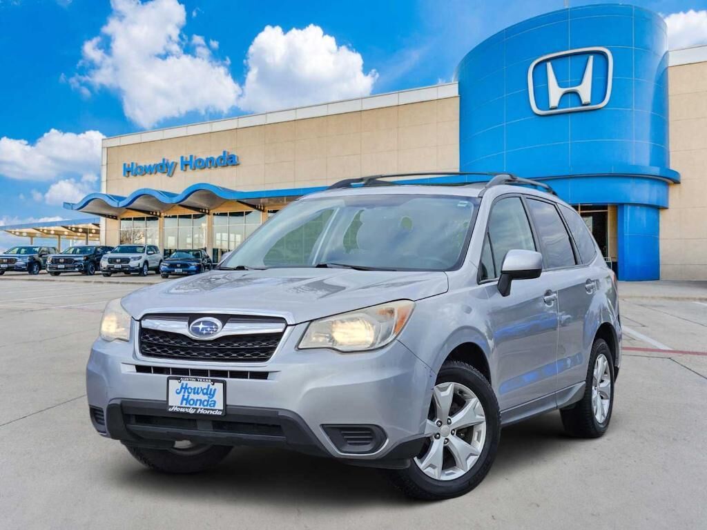 2014 SUBARU Forester