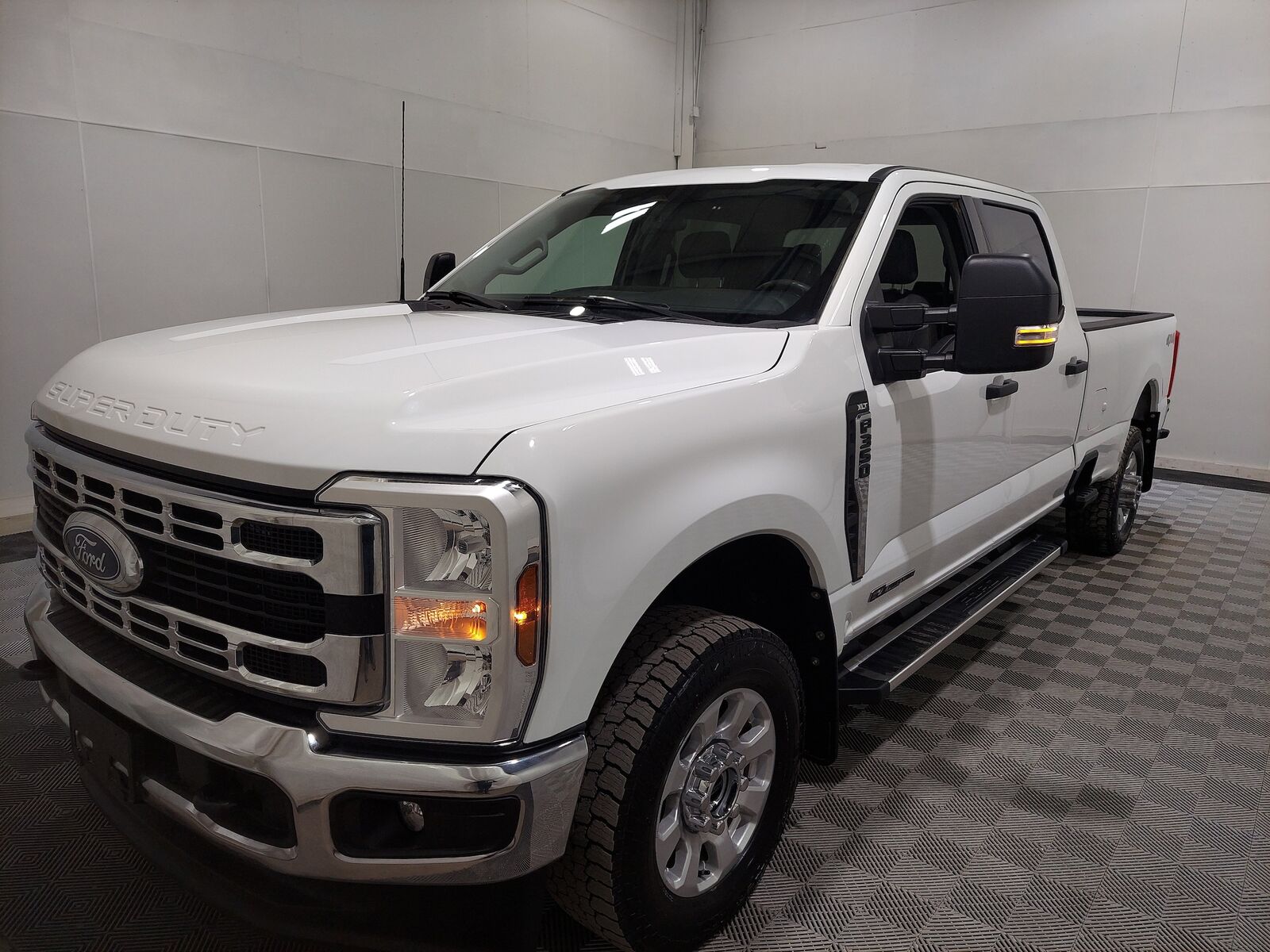 2024 FORD F-350