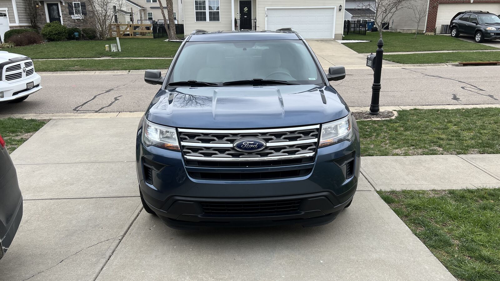 2018 FORD Explorer