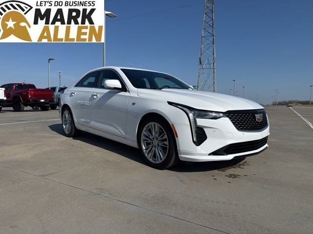 2024 CADILLAC CT4
