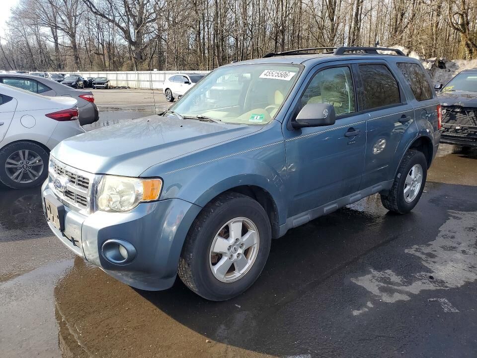2011 FORD Escape
