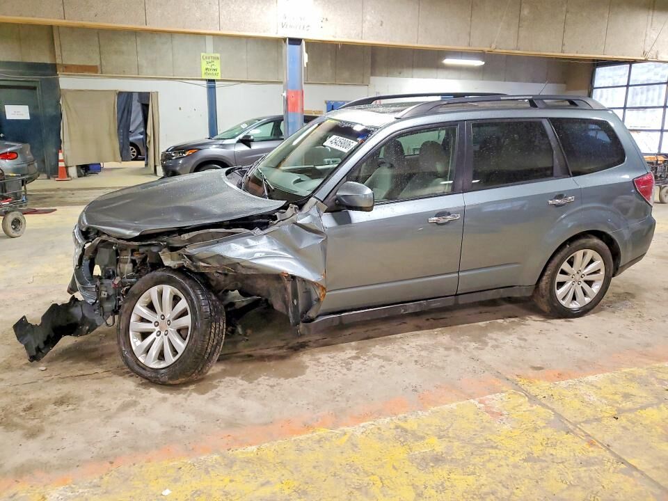 2011 SUBARU Forester