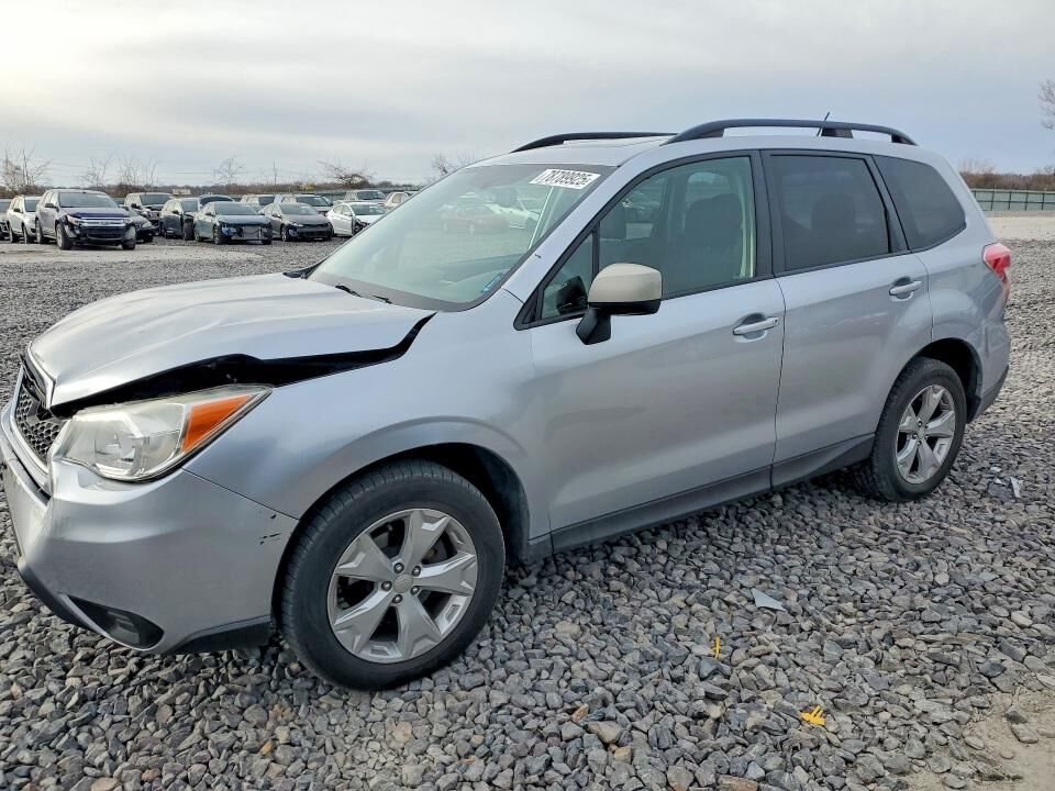 2014 SUBARU Forester