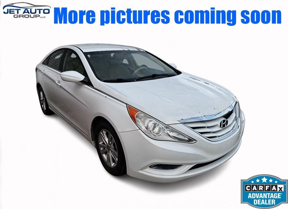 2011 HYUNDAI Sonata