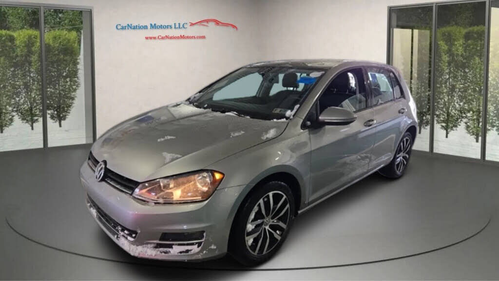 2017 VOLKSWAGEN Golf