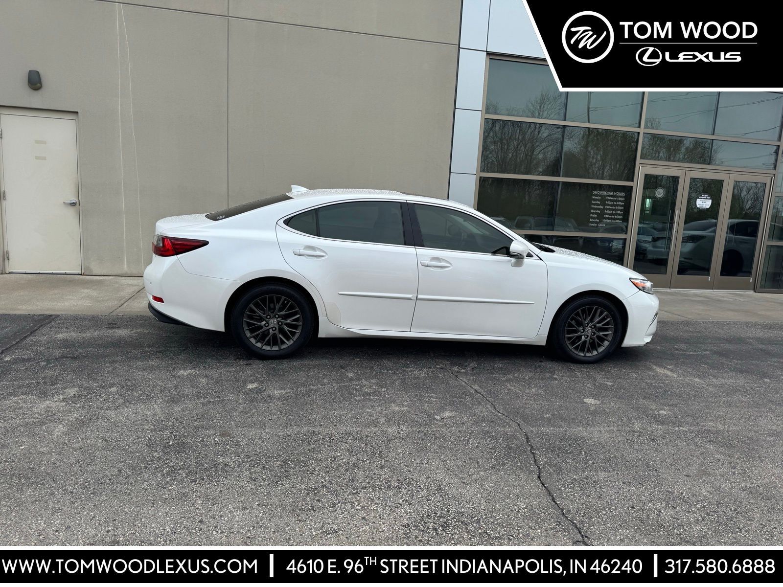 2018 LEXUS ES