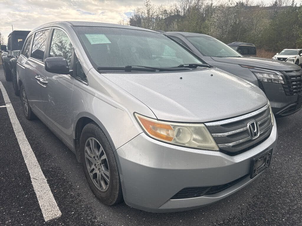 2011 HONDA Odyssey
