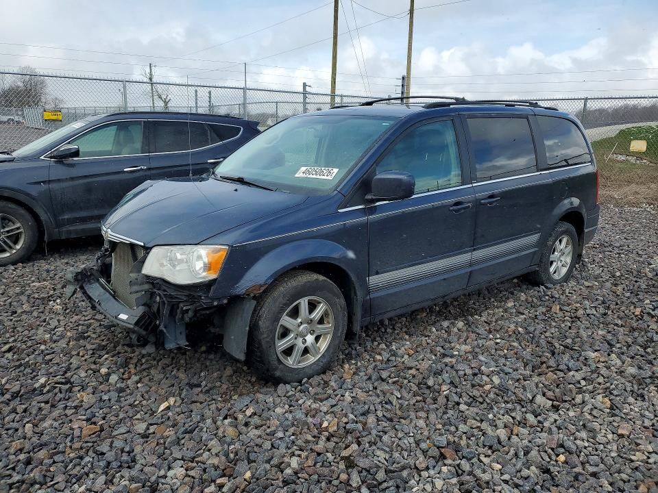 2008 CHRYSLER Town and Country