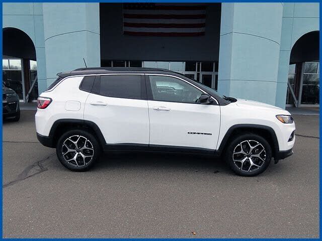 2025 JEEP Compass