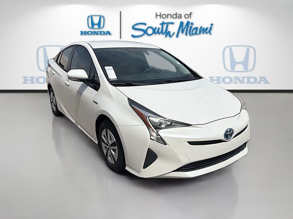 2016 TOYOTA PRIUS