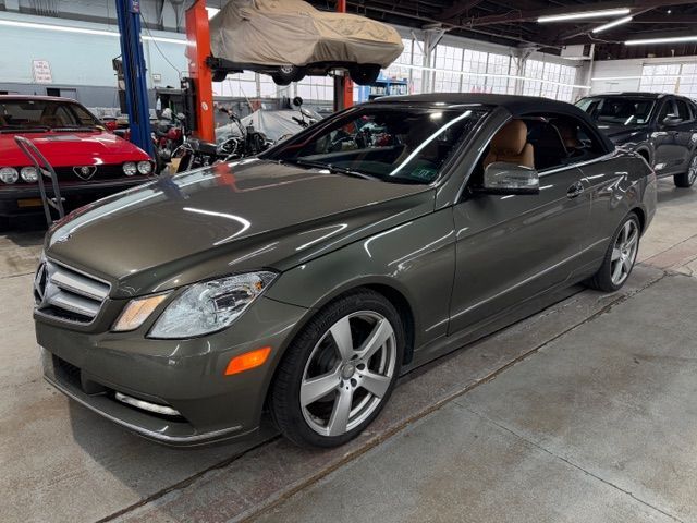 2013 MERCEDES-BENZ E-Class