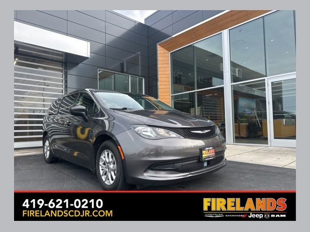 2023 CHRYSLER Voyager