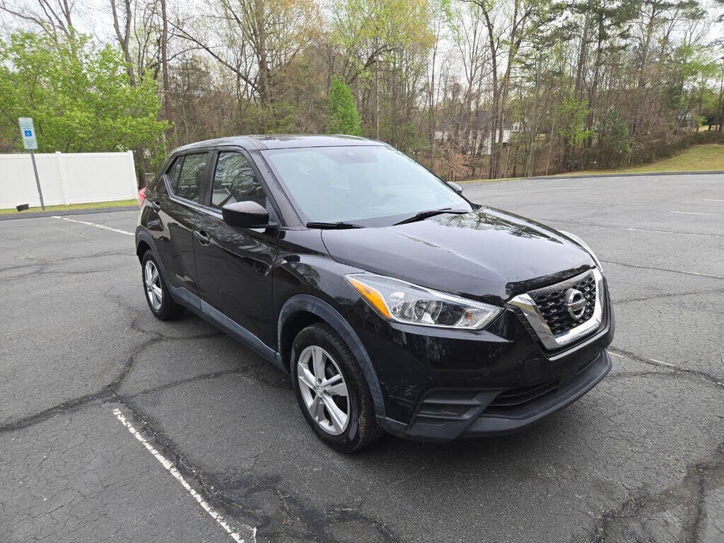 2020 NISSAN Kicks