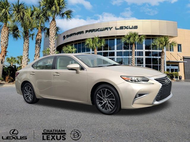 2016 LEXUS ES