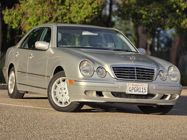 2000 MERCEDES-BENZ E-Class