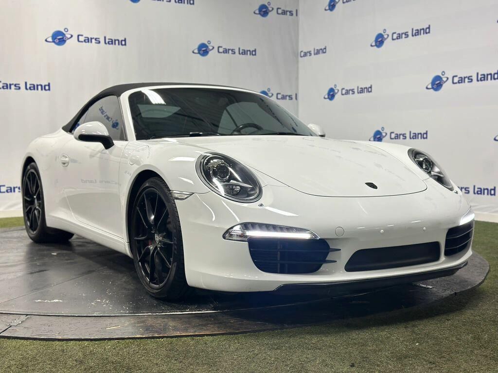 2015 PORSCHE 911