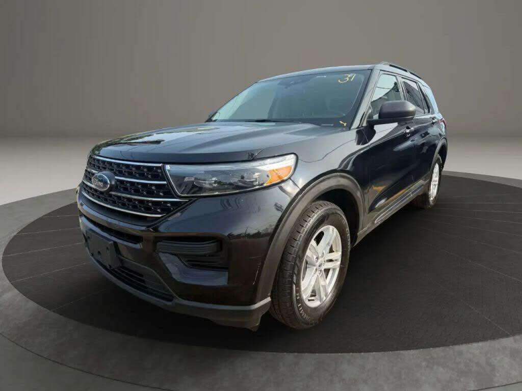 2021 FORD Explorer