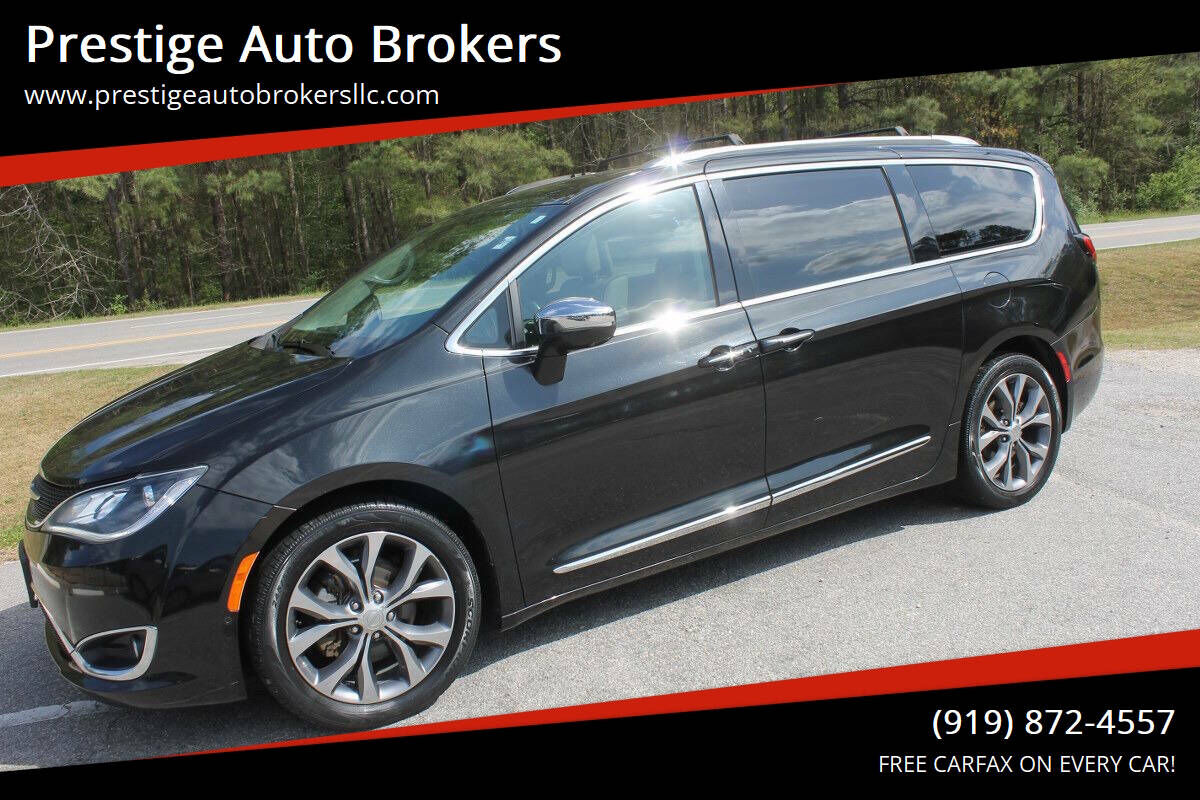 2017 CHRYSLER Pacifica