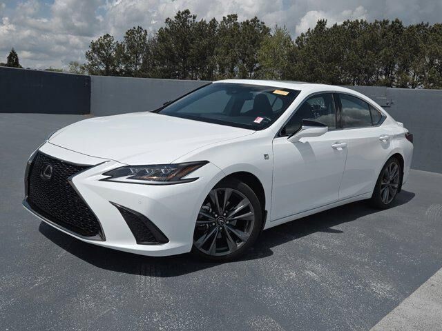 2019 LEXUS ES