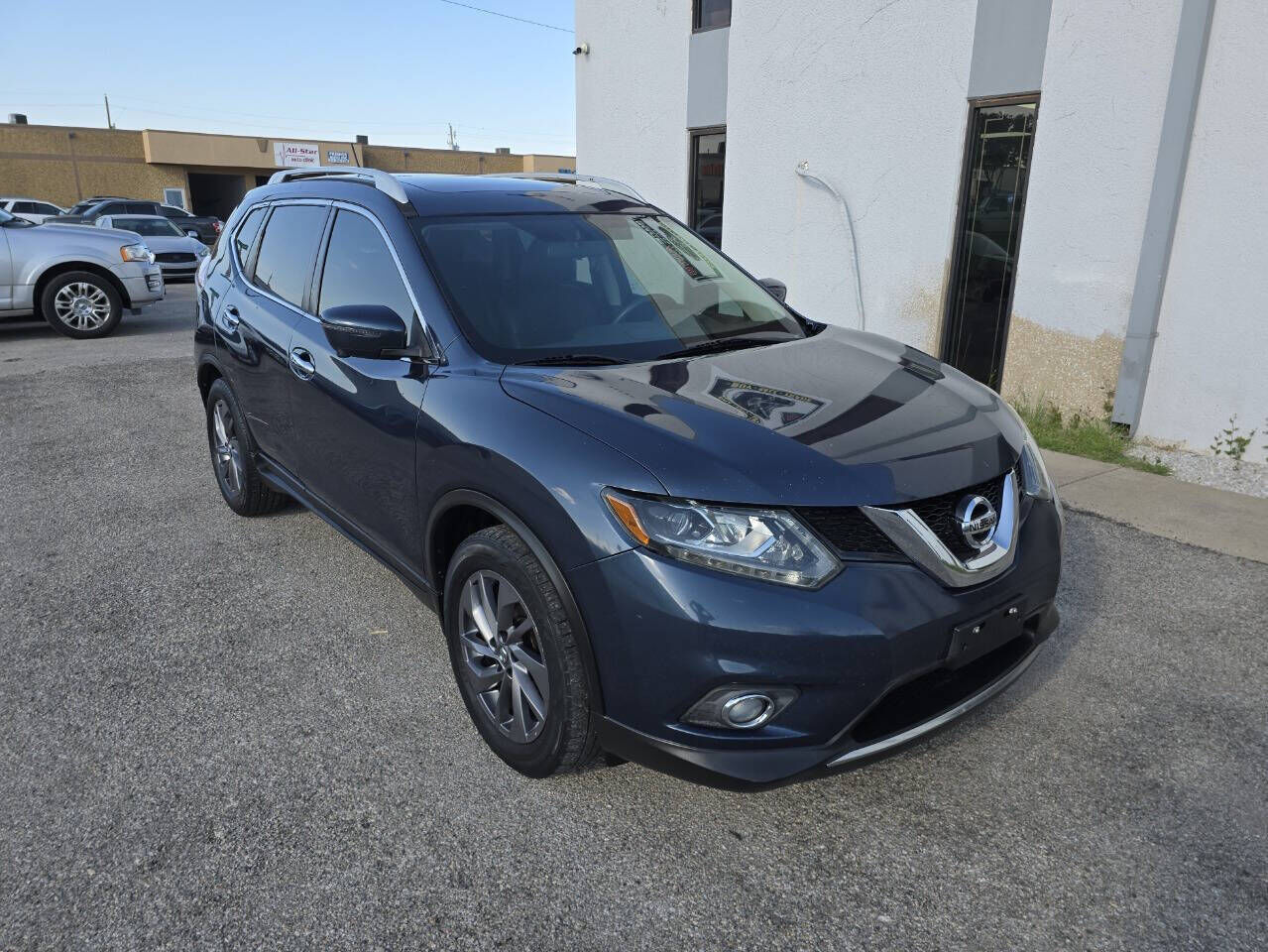 2016 NISSAN Rogue